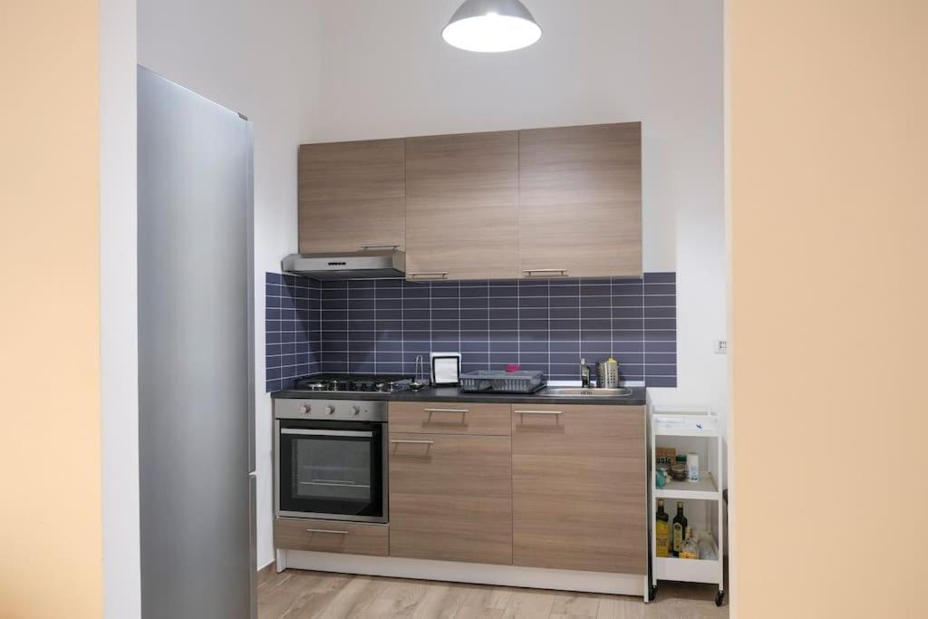 Nizza Apartment In Centro ซาแลร์โน ภายนอก รูปภาพ