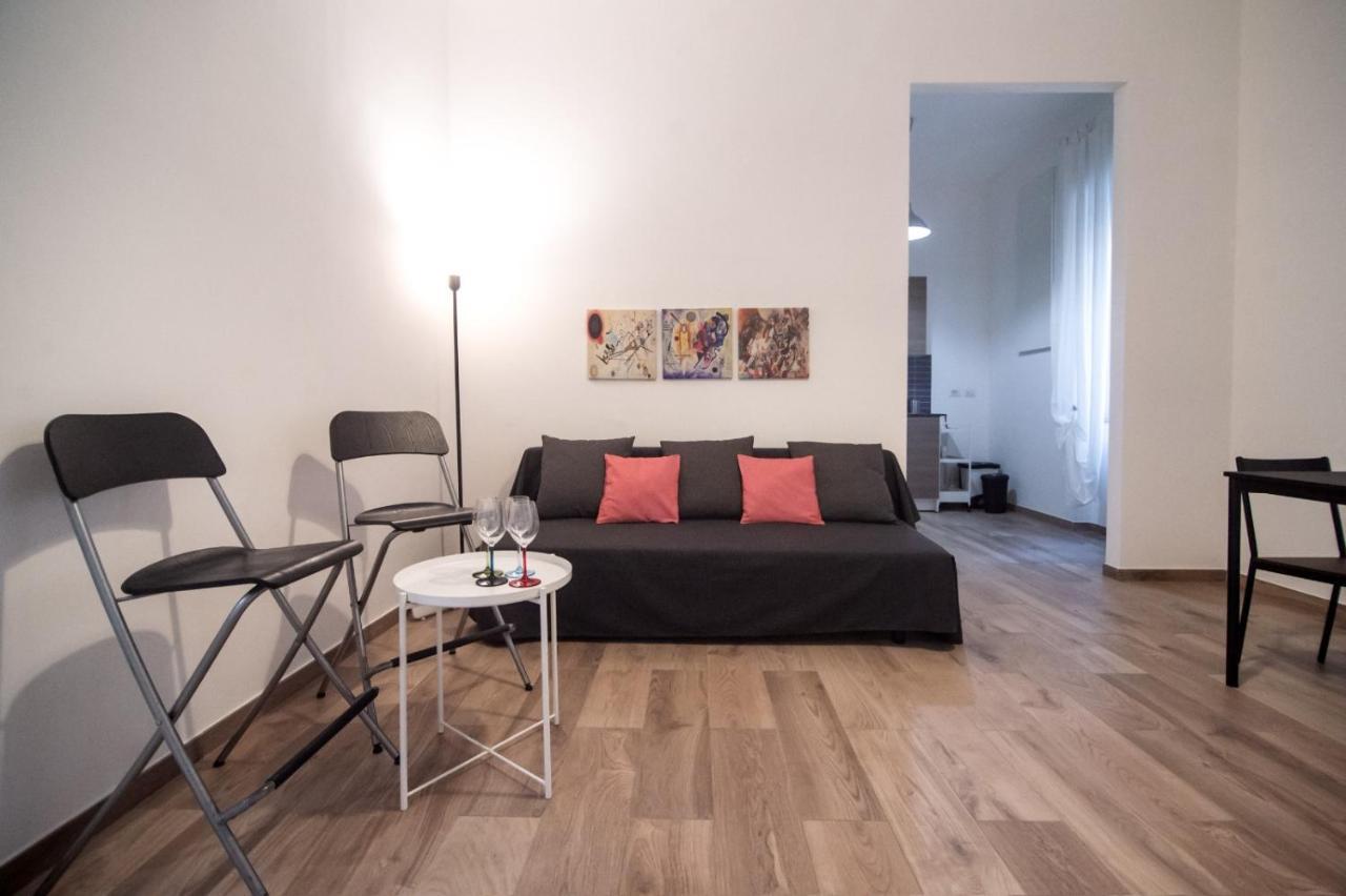 Nizza Apartment In Centro ซาแลร์โน ภายนอก รูปภาพ